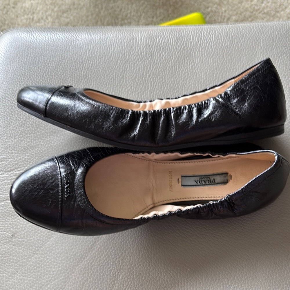 Prada Black Leather Ballet Flats. Hardly worn!  Beautiful condition. - Picture 2 of 5